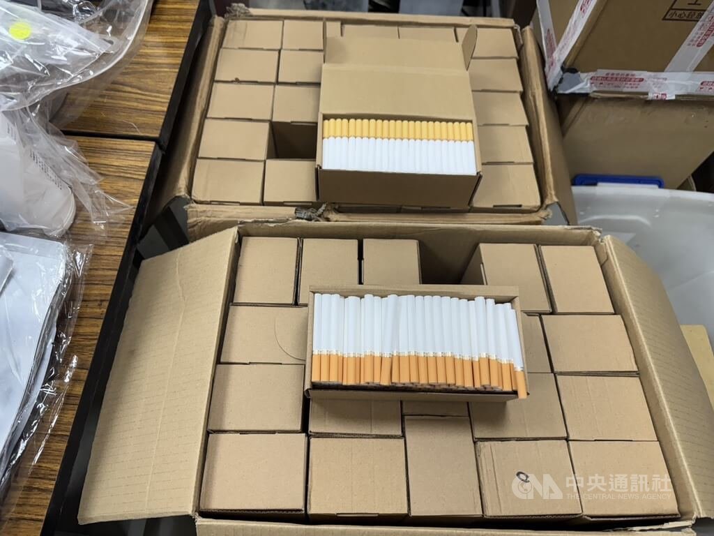黃姓男子等人在桃園設置毒品彩虹菸分裝場，分工進行製毒與販毒，案經刑事局循線逮捕黃男等6人，查扣大量第三級毒品彩虹菸及製毒工具等贓證物。（翻攝照片）中央社記者蘇木春傳真　115年7月28日