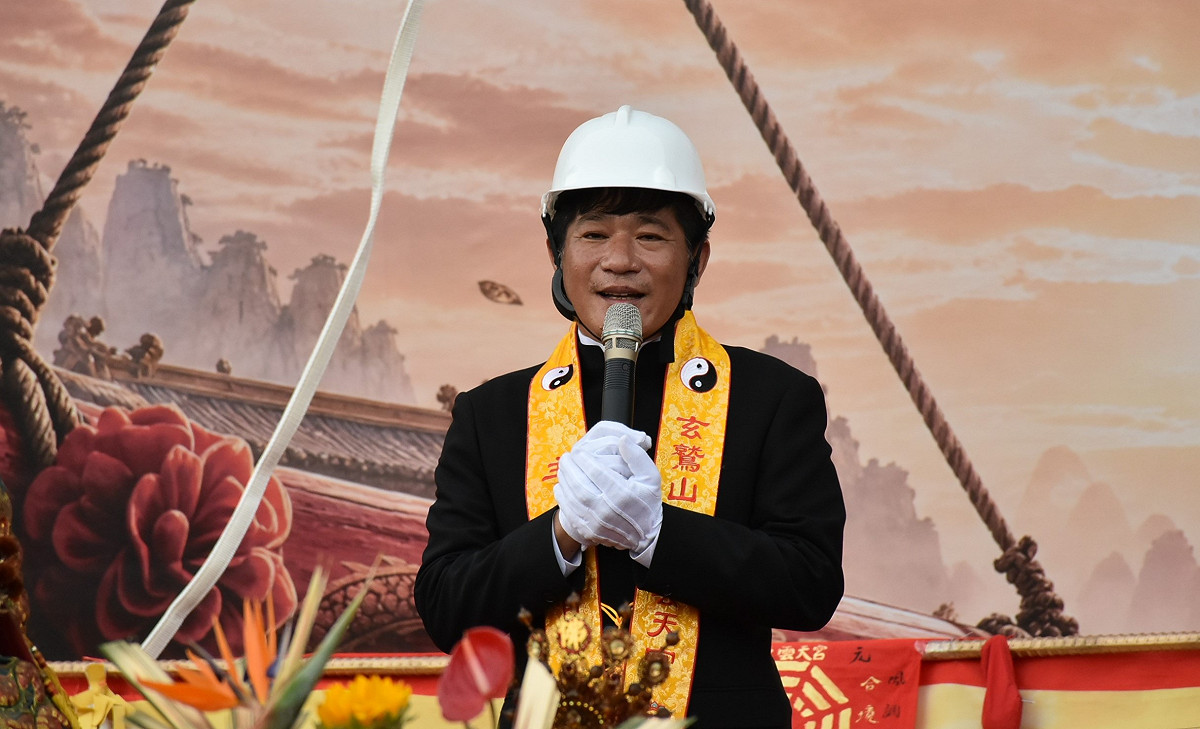 雲天宮主持曾俊豐表示，十方善信及社會各界人士共同為建廟祈福、為地方祝福，也共同見證一座承載信仰、文化與希望的大廟重要里程碑。 圖：孫家銘攝