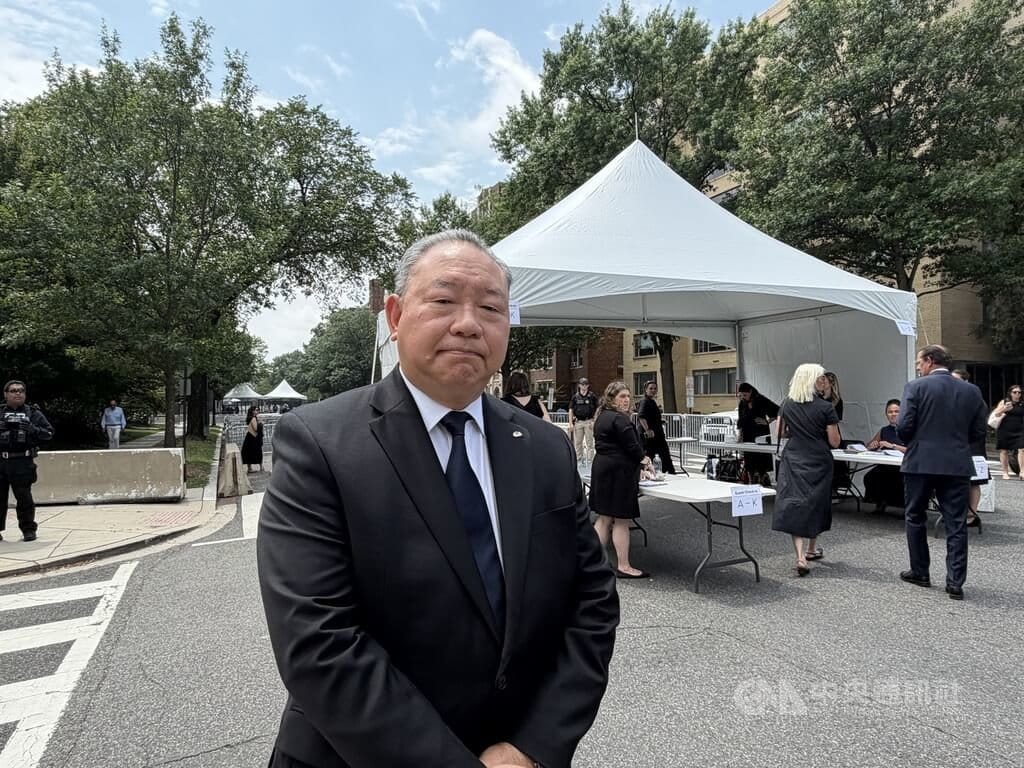 向來支持台灣的美國重量級聯邦參議員葛蘭姆喪禮28日於華盛頓國家大教堂舉行，駐美代表俞大㵢代表台灣出席。中央社記者侯姿瑩華盛頓攝 115年7月29日 圖：中央社提供