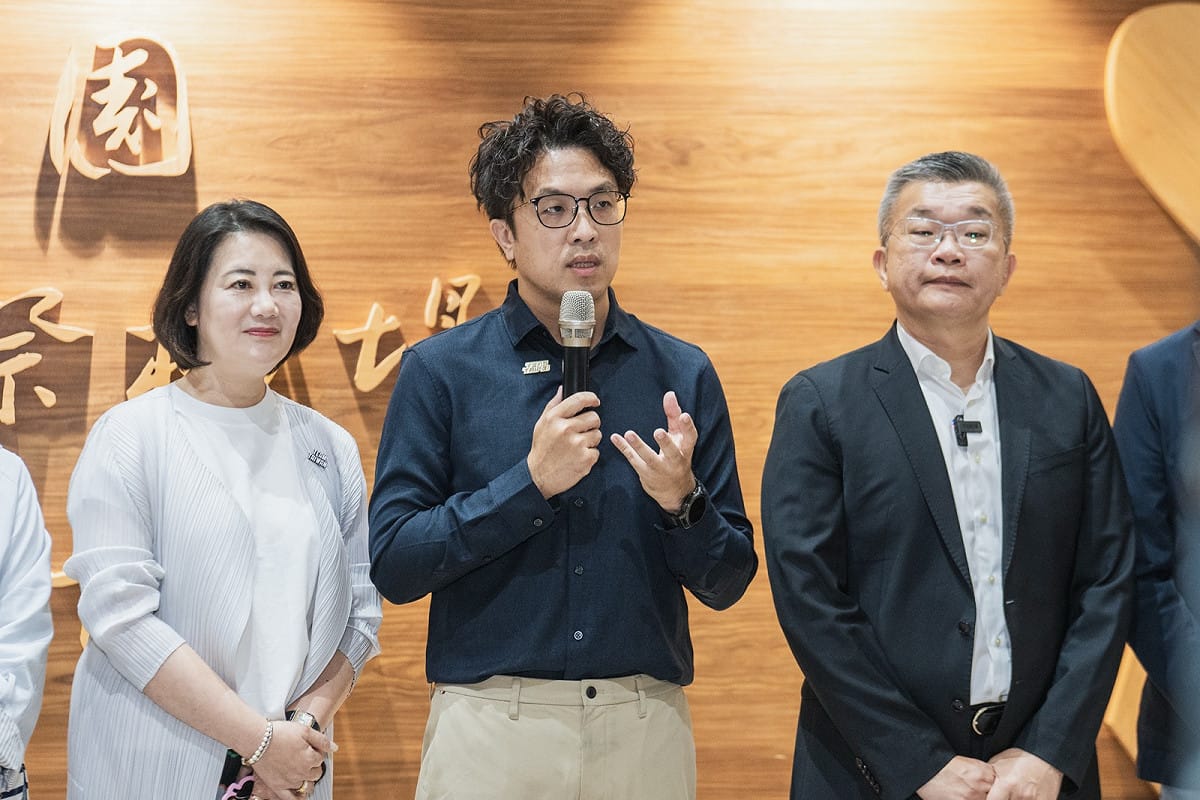 沈伯洋批蔣萬安政治操作，在測試自己在國民黨內的實力。 圖：沈伯洋競辦提供