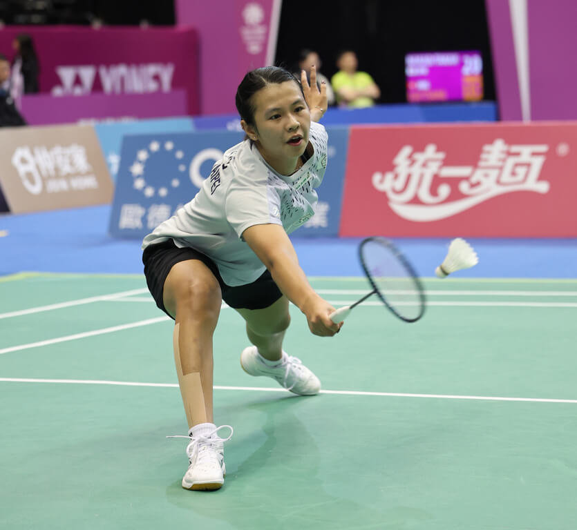 台北羽球公開賽30日舉行16強賽，台灣羽球女單好手邱品蒨（圖）以21比13、18比21、21比14擊敗日本選手水津愛美，順利闖進8強。（中華民國羽球協會提供）中央社記者黎建忠傳真　115年7月30日