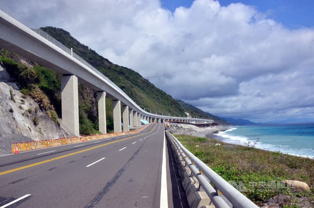 圖為台東公路美景。 圖：中央社（檔案照片）