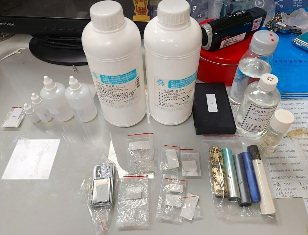 刑事警察局智慧財產權偵查大隊3日發布新聞稿，指相關單位破獲竹聯幫跨海販毒集團，查獲大批毒品、製毒工具等證物。（民眾提供）中央社記者趙麗妍傳真　115年8月3日