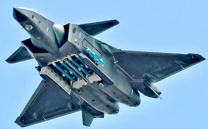 （影）殲-20戰機演練「20分鐘團滅」! 失去聯合作戰體系 慘被四代半戰機圍殲
