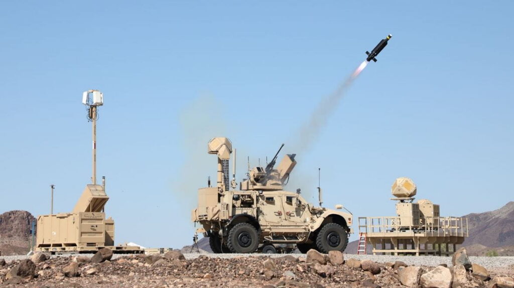 美國陸軍射擊「郊狼」（Coyote）反無人機導彈。 圖：翻攝Raytheon官網