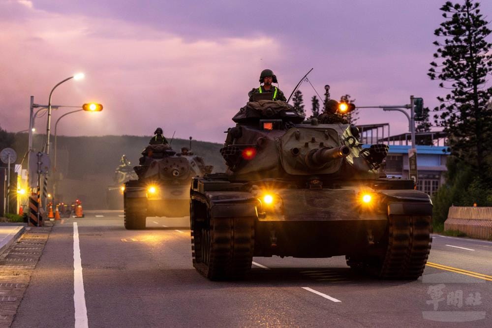 M60A3戰車迅速機動至目標區。 圖/取自軍聞社