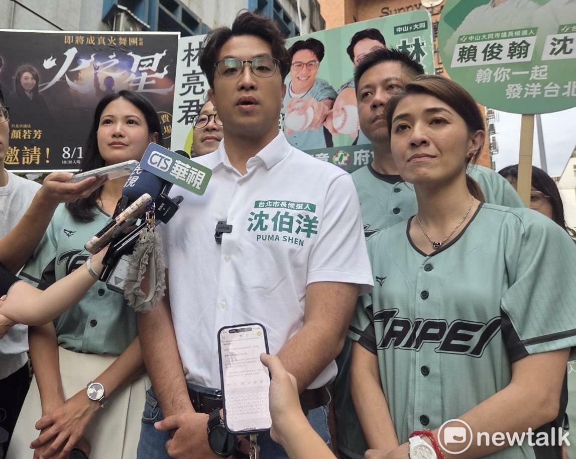 民進黨台北市長參選人沈伯洋赴晴光市場、雙城街夜市掃街。 圖：高逸帆／攝