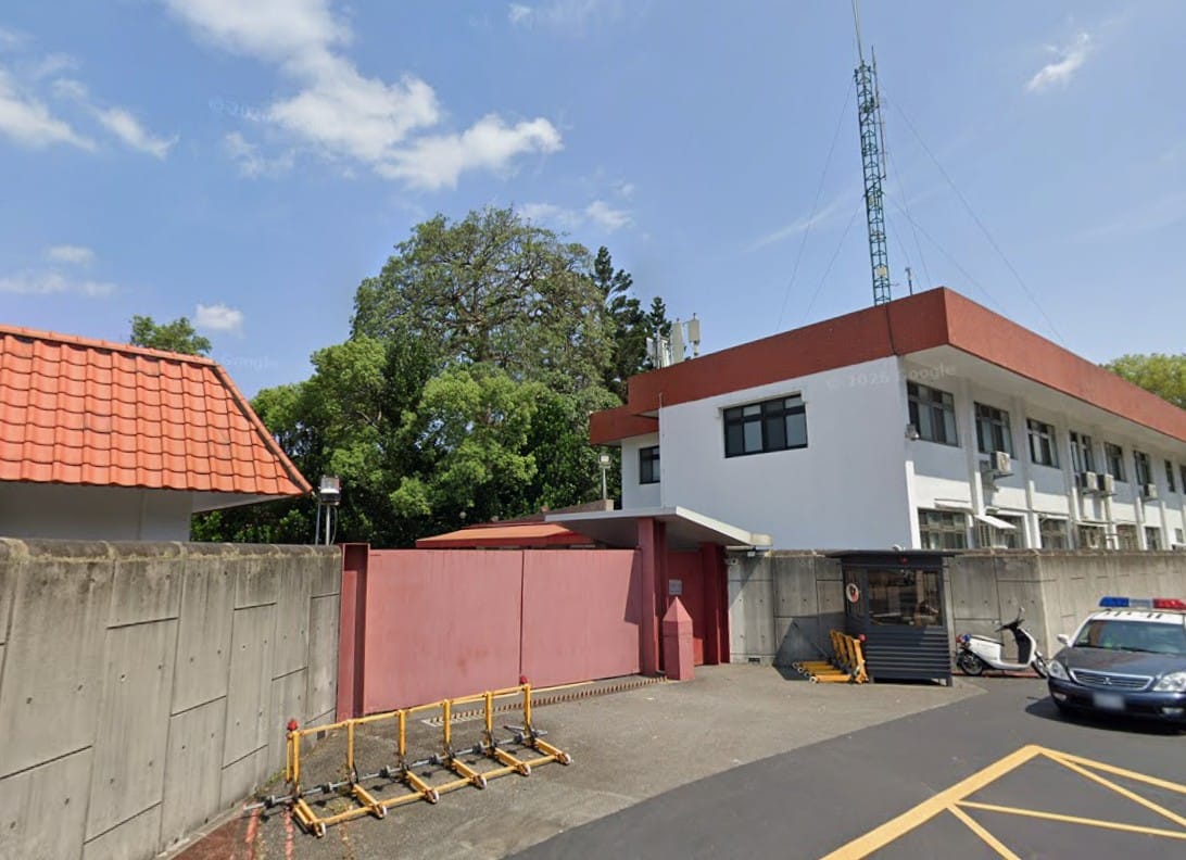 刑事局酒醉警官誤闖總統官邸，警方依照社維法送辦。 圖：翻攝自Google Map