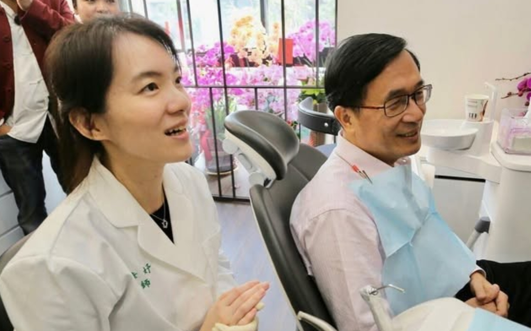 陳幸妤署名留言轟趙建銘診所自爆離婚！民眾一面倒祝福：敢怒敢言
