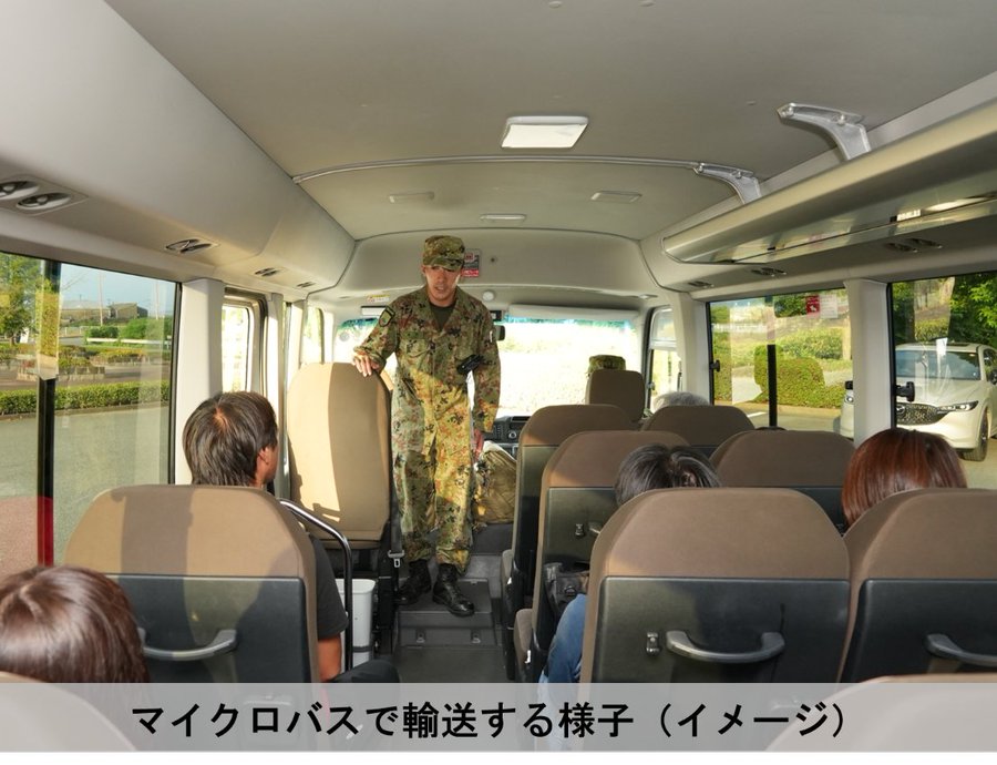 日本陸上自衛隊高射學校14日應千葉縣知事請求，派出巴士將民眾送往避難場所。 圖：翻攝「X」@ModJapan_saigai