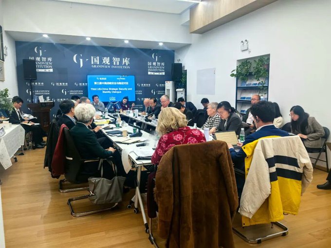 有美國評論員認為，如果連退役的美軍高層也遭到中國滲透，美國的國家安全很可能已經面臨了巨大的威脅。 圖：翻攝自 @nataliegwinters X 帳號