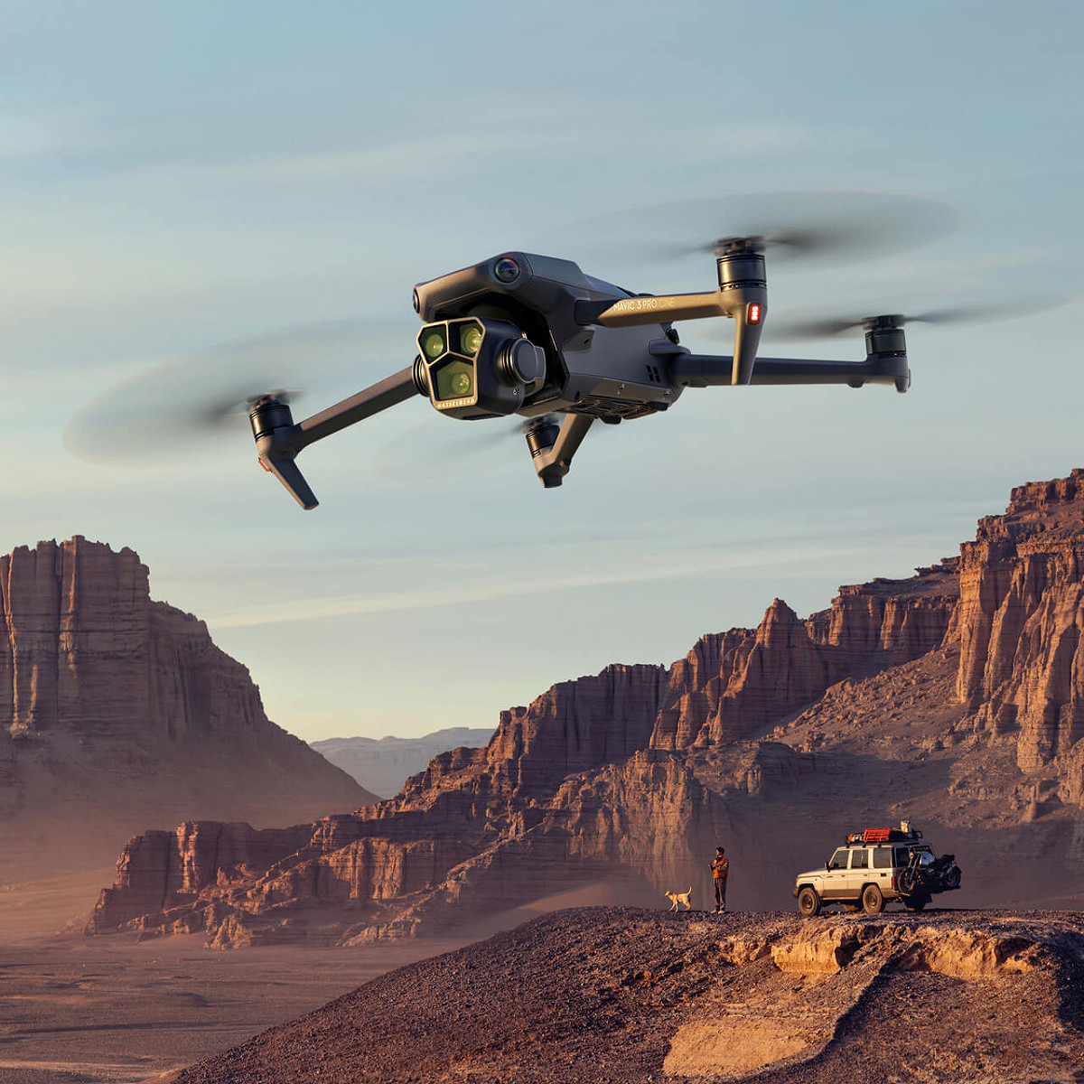 中國「大疆」（DJI）製無人機。圖為DJI Mavic 3 Pro型。 圖：翻攝store.dji.com