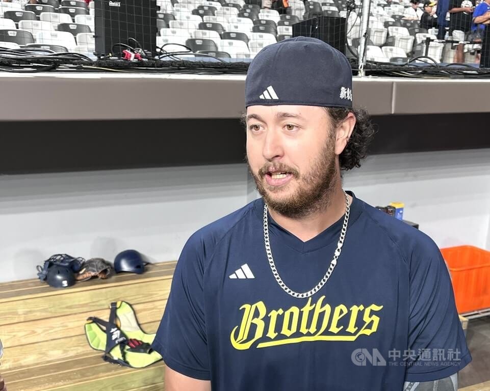 中華職棒中信兄弟隊日前簽下世界棒球經典賽（WBC）澳洲隊左投杰克（Jack O'Loughlin）（圖），杰克19日隨隊一軍現身台北大巨蛋。中央社記者蘇志畬攝　115年8月19日