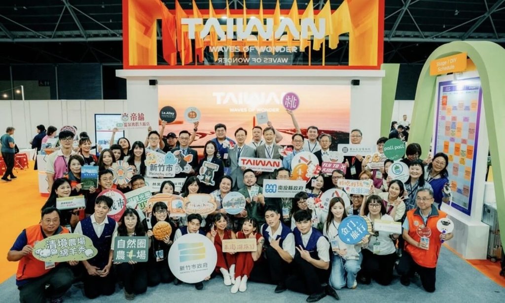 新加坡最大規模出境旅展「NATAS Holidays 2026」登場，台灣觀光署以「台灣不打烊」為主題打造台灣館，搶攻年末旅遊商機。（觀光署提供）中央社記者吳昇鴻新加坡傳真　115年8月22日