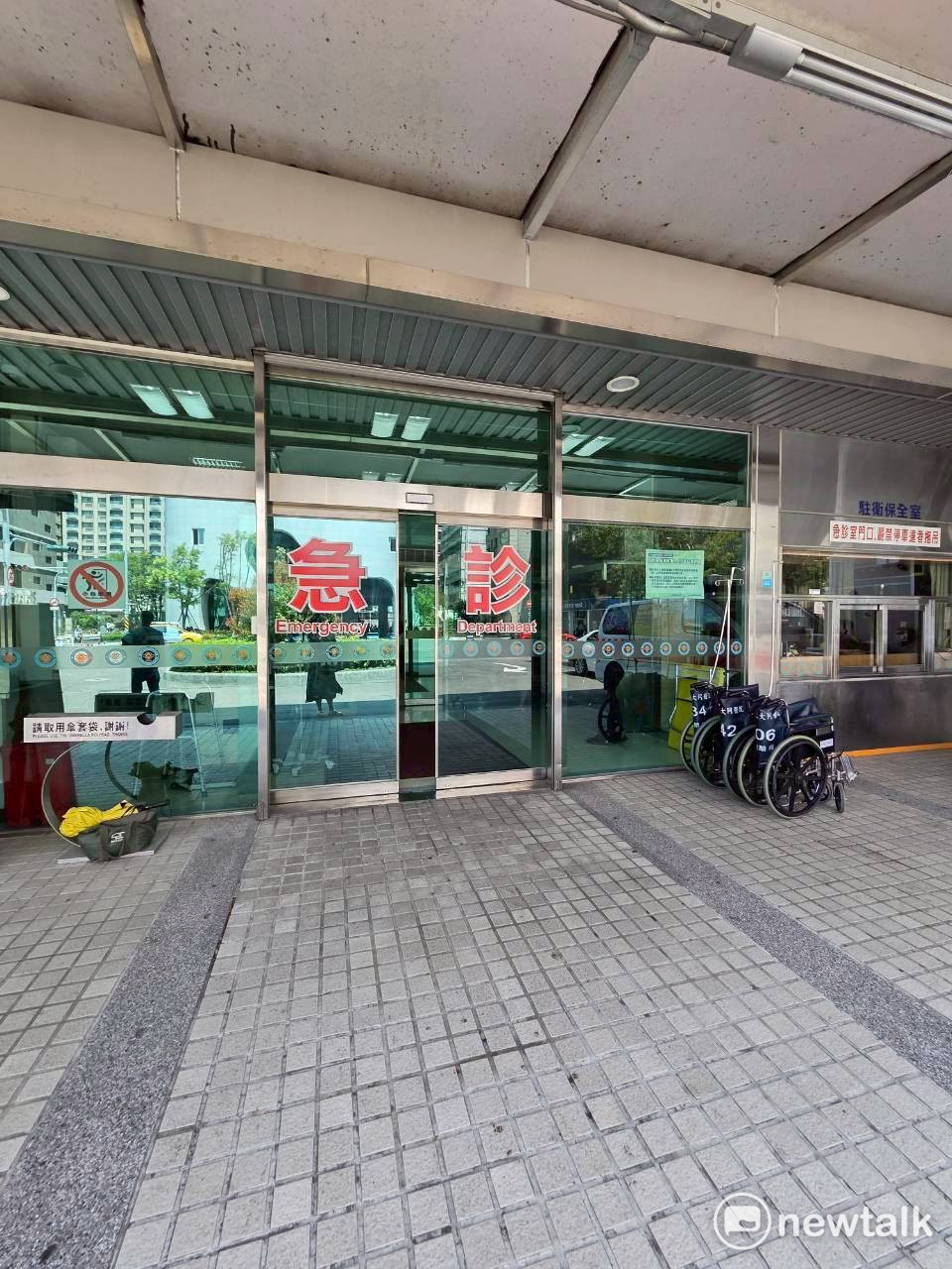 假日輕急診設立目的與特色為分流病人、減少大型醫院急診的壓力。在周日與國定假日提供醫療服務。收費部分負擔比照診所。 圖：曾郡秋／攝