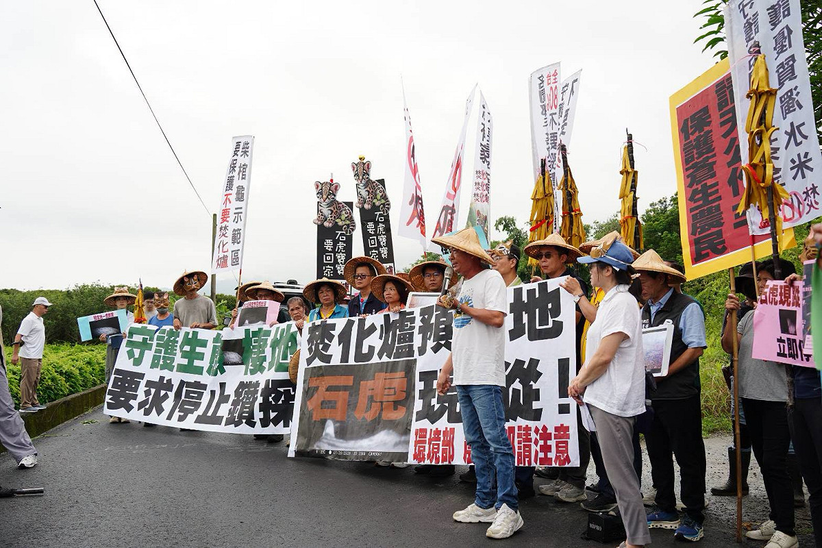 名間焚化爐預定地再現石虎，温世政反對興建提「雞尾酒療法」解垃圾困境。 圖：溫世政辦公室提供