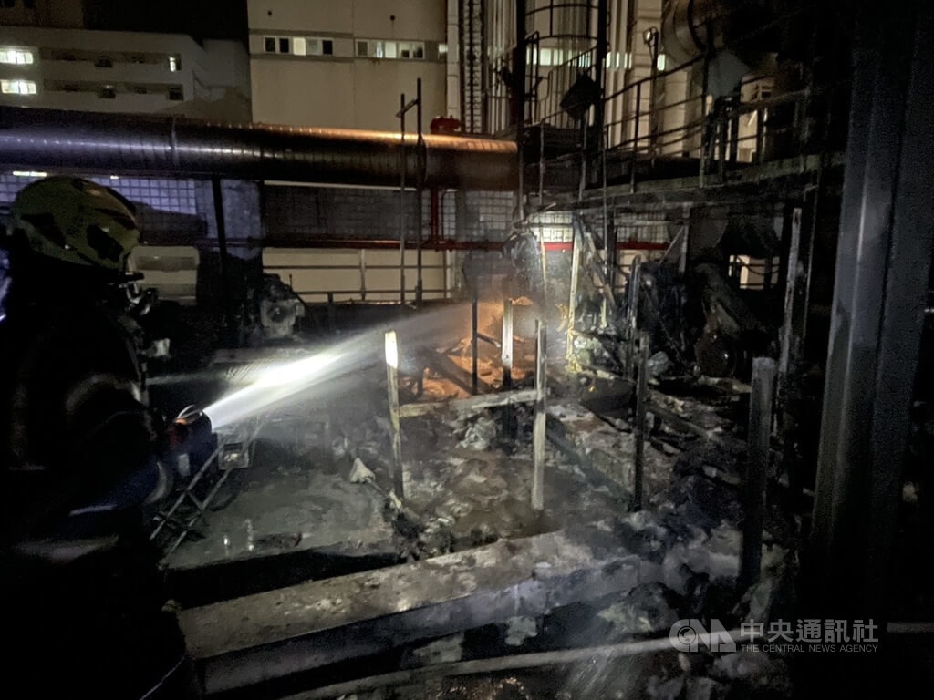 晶圓代工廠世界先進位於桃園市蘆竹區的晶圓三廠27日晚間發生大火，詳細損失待釐清。（翻攝照片）中央社記者葉臻傳真　115年8月28日