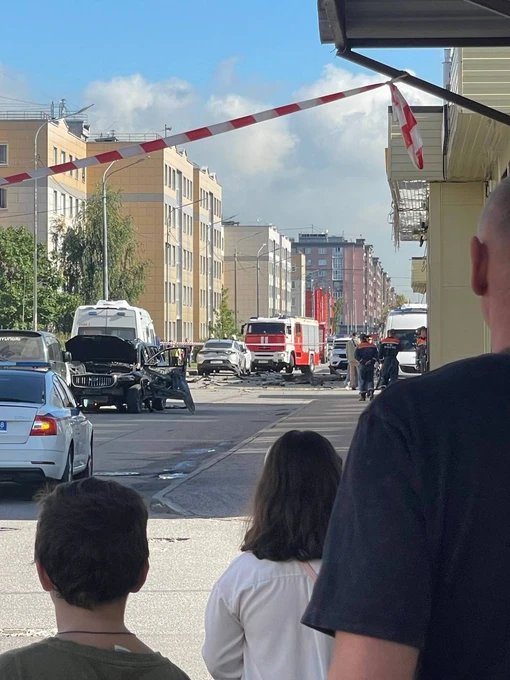 俄羅斯聖彼得堡 27 日上午發生一起汽車爆炸事件，造成一位俄國軍官身亡，其妻子亦受重傷。 圖:翻攝自 X @thetect0nic