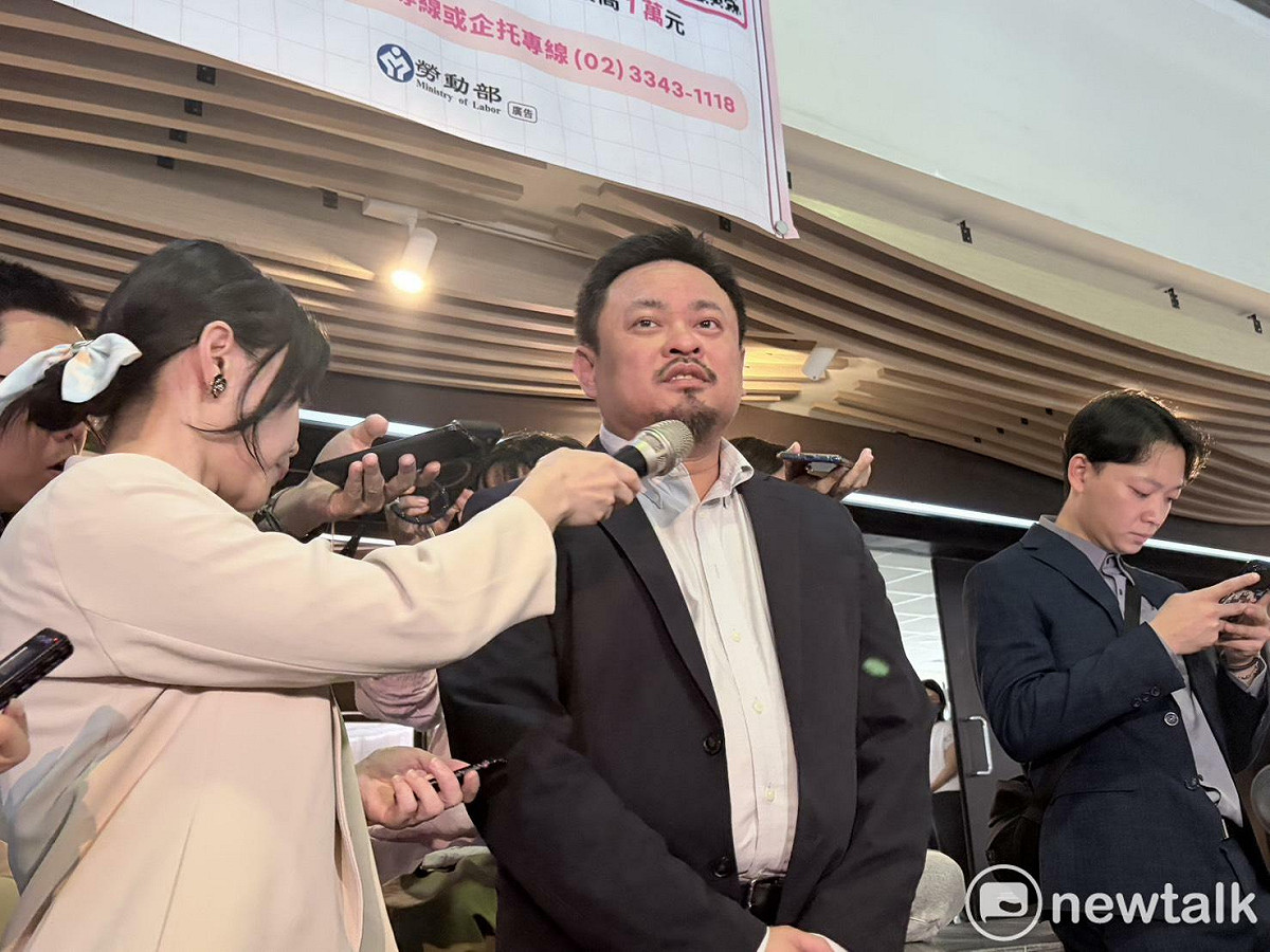 立法院新會期到來，勞動部長洪申翰表示，《中小微企業轉型條例》人才發展和有助於留才跟攬才的條文將作為此會期的優先順位。 圖：李宣萱/攝