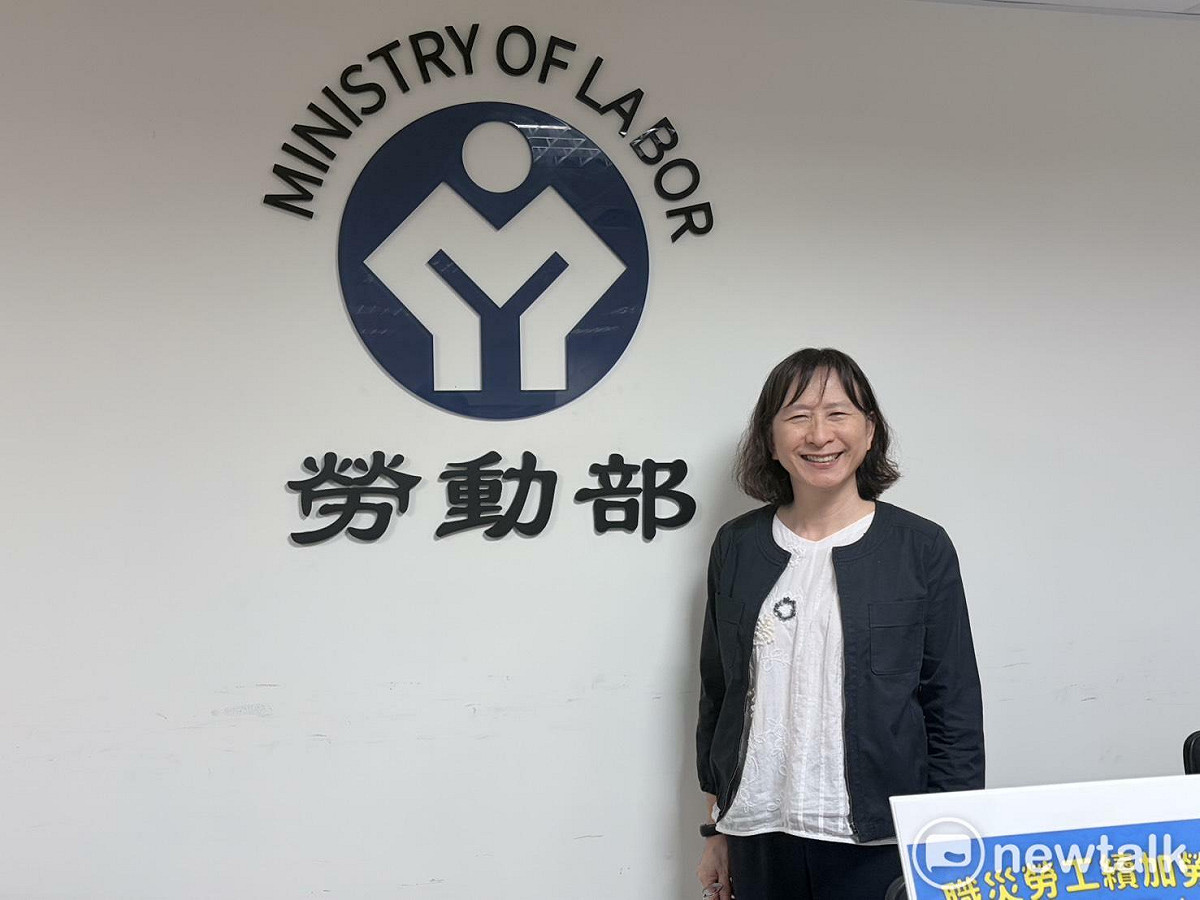 勞動部勞動保險司司長陳美女今（1）日說明職業災害勞工續加勞工保險一事。 圖：李宣萱/攝