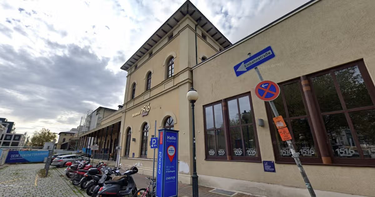 在德國宣布關閉境內兩座俄羅斯相關設施後，奧格斯堡的火車總站突然發生爆炸事件，網友懷疑相關事件可能與俄羅斯有關。 圖：翻攝自 @BasilTheGreat X 帳號