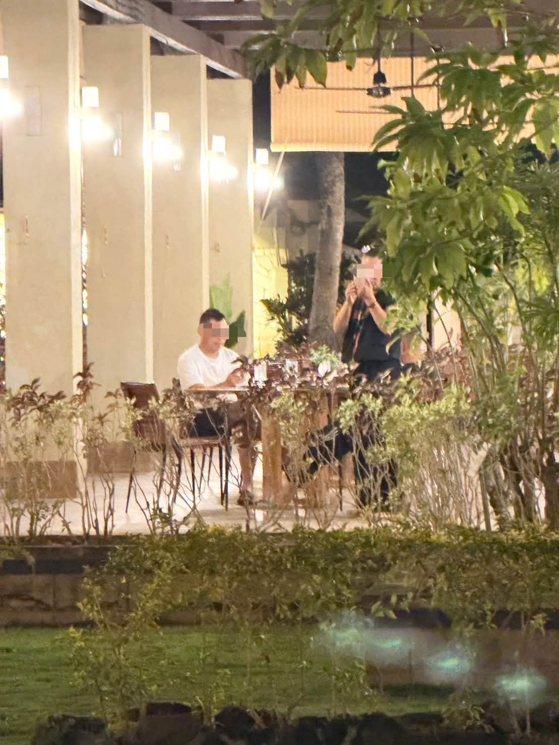 國際青年大使協會說，有操中國口音的不明人士徘徊會場周邊。 圖：翻攝自國際青年大使協會臉書