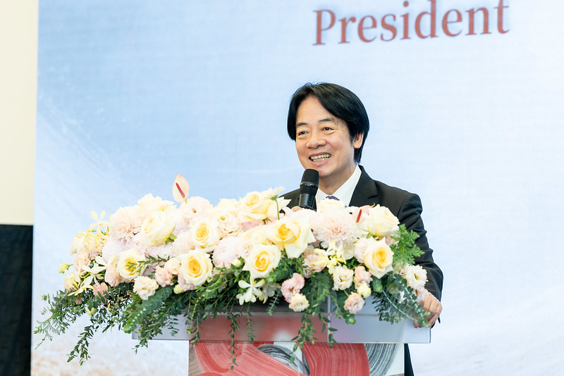 賴清德說，明年編列挹注地方政府的總經費更高達1兆3千多億元。 圖：總統府提供