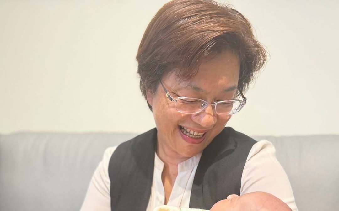 王惠美突曝「升格當阿嬤」喜訊 臉書曬家中新成員喊話：做對彰化有利的事