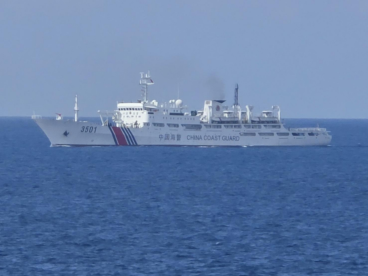中國海警船「3501」7日上午自東沙島西南方航入我國限制水域。