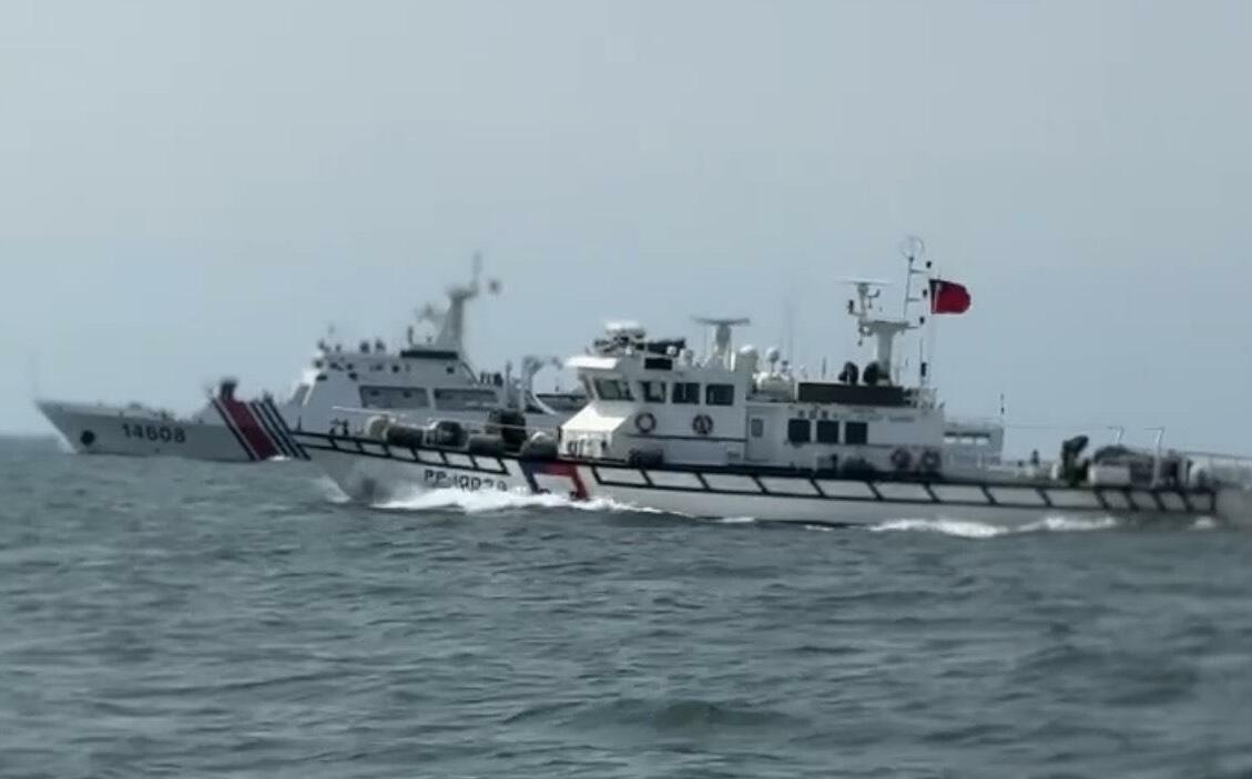 （影）中國海警4船越界闖金門水域 海巡強勢逼退：犯我海疆寸步不讓