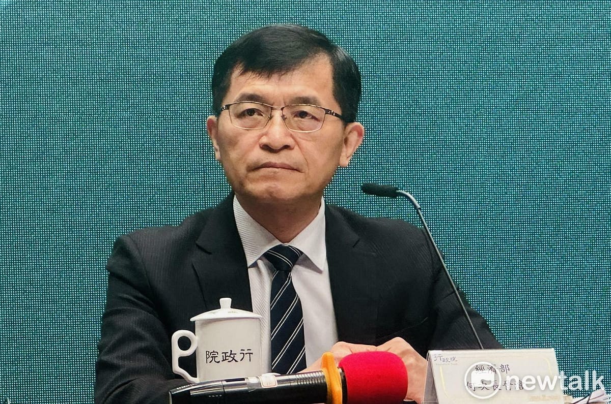 經濟部次長何晉滄今（10）天列席行政院會後記者會。 圖：謝莉慧/攝
