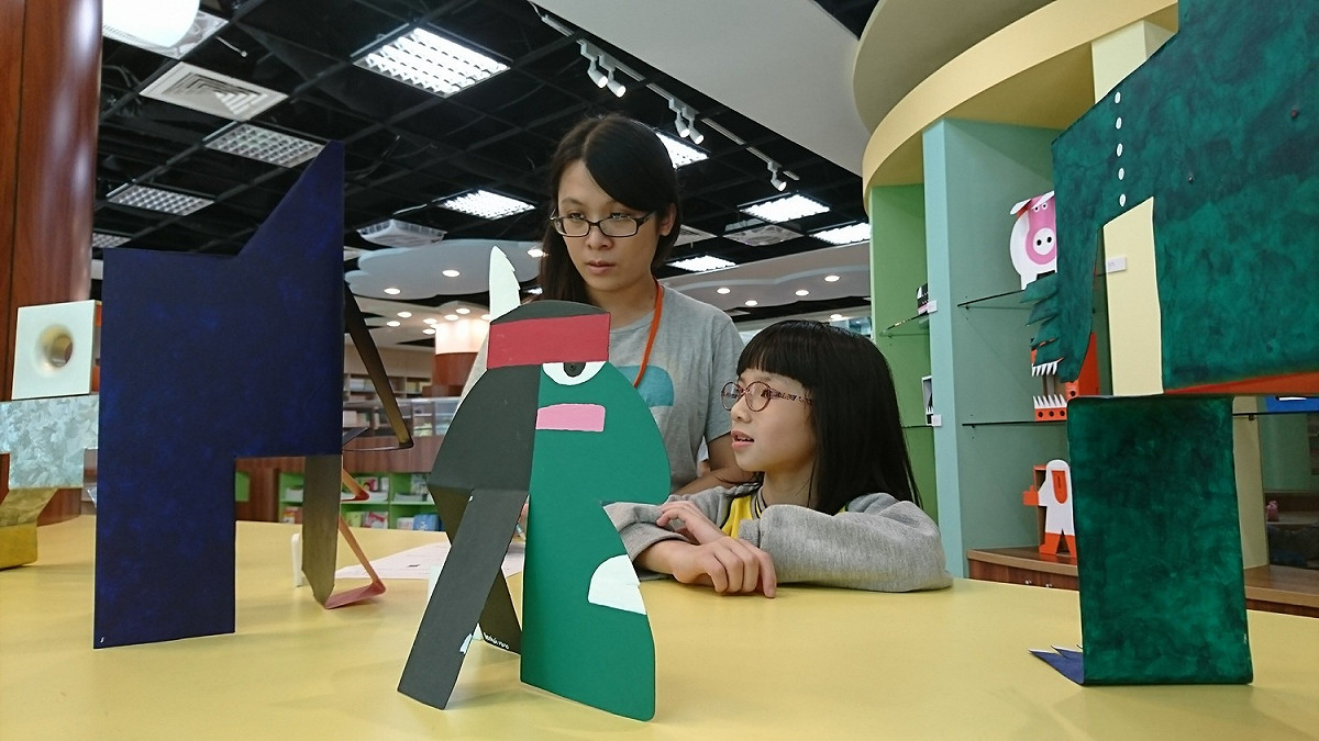 想看見大師作品不一定只在美術館，在學校也能看到！ 圖：學學文創提供