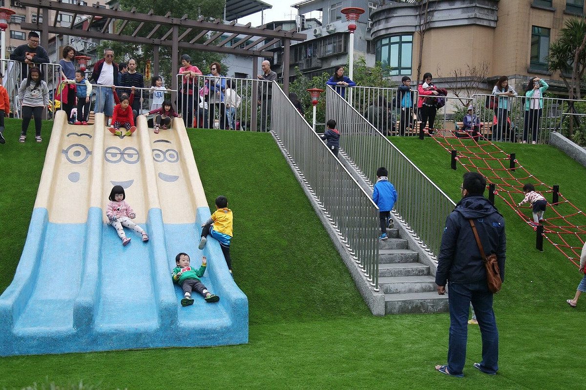 新北市工務局表示，富貴綠地公園是新北市政府拆除大隊推動的「點亮美樂地」專案計畫之一。 圖：新北市政府提供