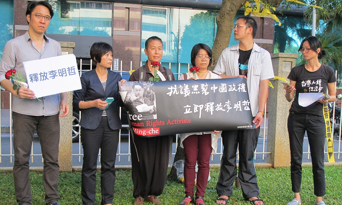 民間司改會執行長高榮志28日從法治層面批評中國的顛覆國家罪與李明哲審判。 圖：林朝億/攝