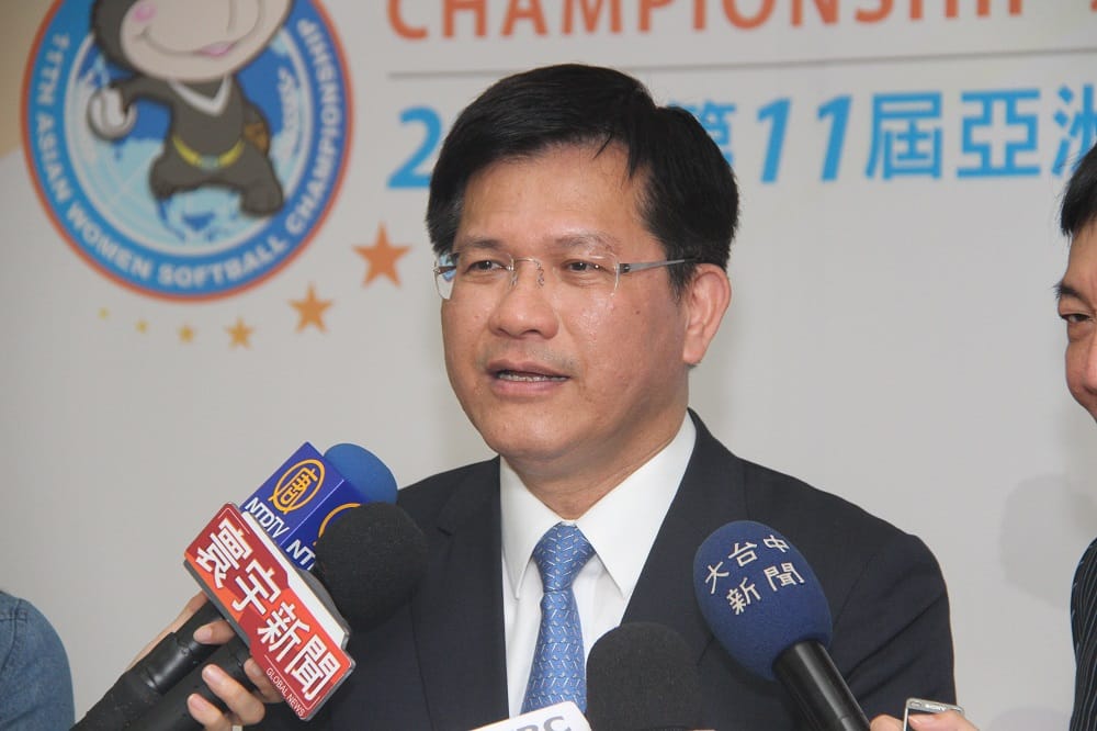 台中市長林佳龍說，地方政府30年來第一次對中火行使裁量權要求減煤、減排。台中市政府/提供 新頭殼資料照片