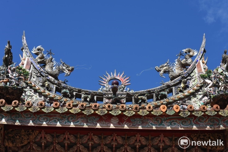 250年的三峽祖師廟，在第四次修建時，由前輩藝術家李梅樹號召，可謂集結了各路藝術菁英投入，費時 36年修築過程。 圖：全民提報三峽祖師廟行動小組／提供