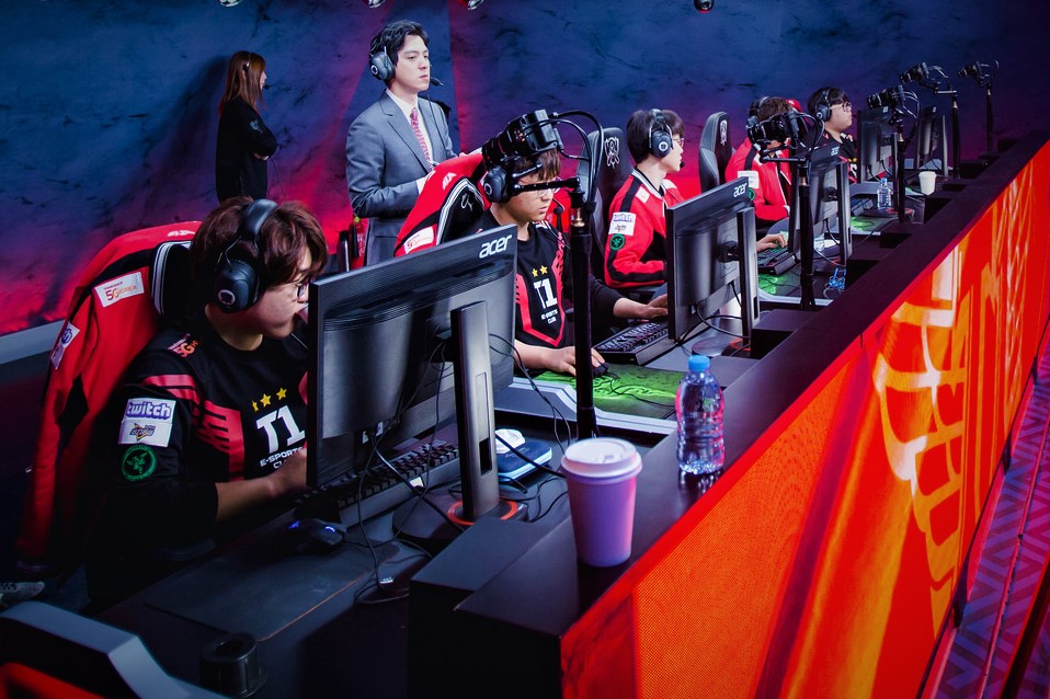 韓國知名戰隊SKT以精銳的後勤聞名。 圖：翻攝自 LoL Esports Photos flickr