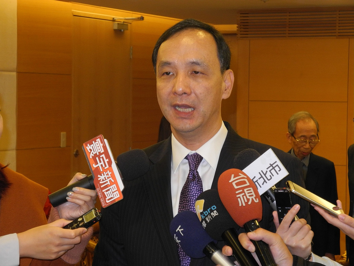 對於縱火案，新北市長朱立倫表示，希望法院速審速判，且用最嚴格的判決、最嚴厲的制裁。 圖：王峻昌/攝