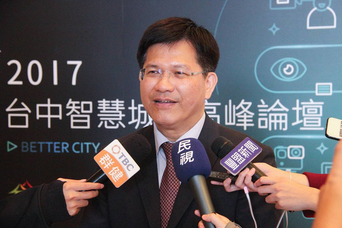 林佳龍強調，改善空汙應該成為全民運動，不要成為政治人物的選舉運動，呼籲政治人物應秉持良心，不要用錯誤又邏輯矛盾的口水，抹黑市府改善空汙的努力。 圖：台中市府/提供