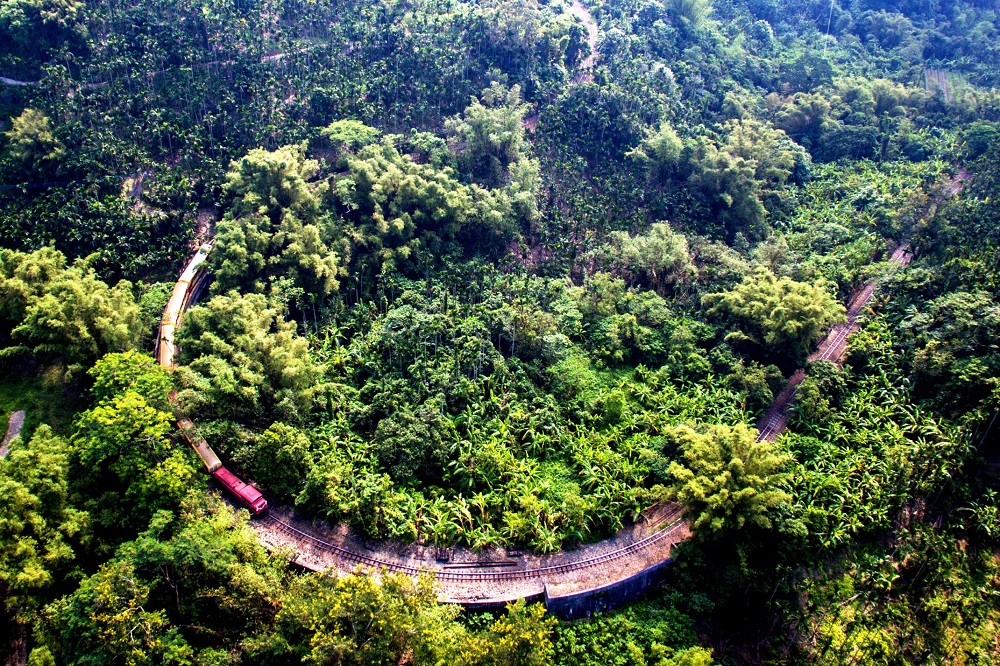 跟著森鐵的腳步進入螺旋登山。 圖：台鐵/提供