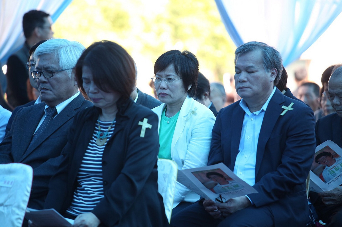 許多縣市首長、立委都來送戴振耀最後一程。 圖：金名/攝