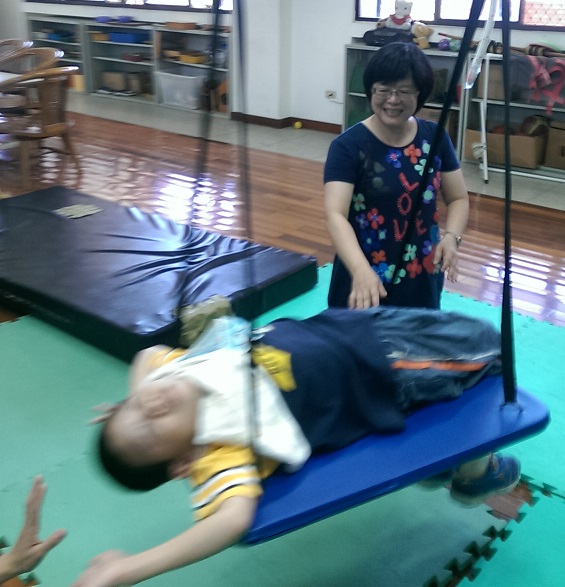 國立花蓮特殊教育學校老師林秀玲表示，接觸特教20多年來，若能發掘孩子的優勢，將可以成功扭轉孩子的命運。 圖：教育部/提供