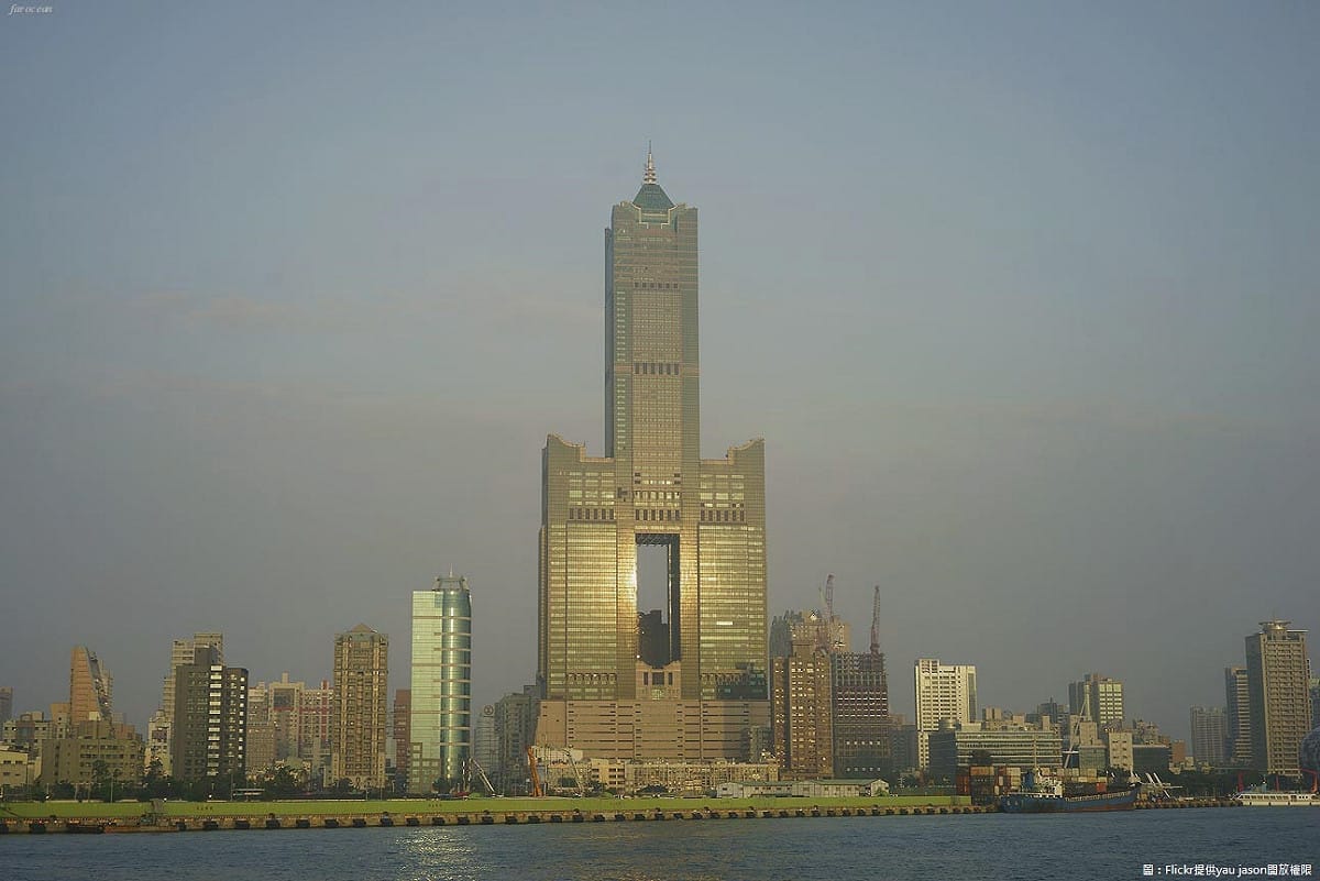 今晚18時高雄市、屏東縣及嘉義市PM2.5濃度的24小時平均值，已達到符合空氣品質嚴重惡化的二級預警機制程度。 圖：Flickr提供yau jason開放權限