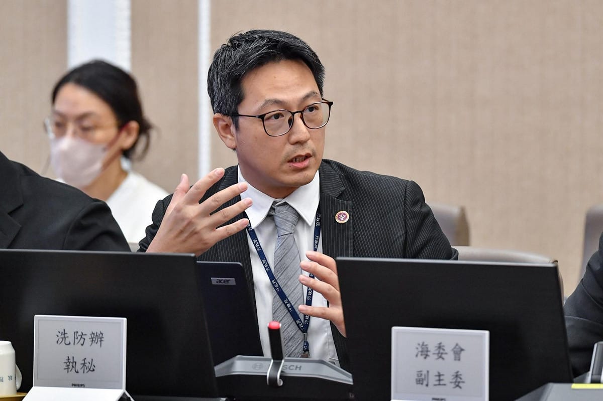 行政院洗錢防制辦公室執行秘書羅韋淵。 圖：行政院提供