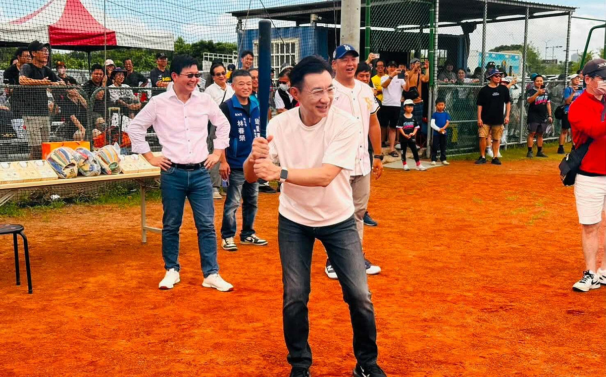 (影)獨家》備戰接班江啟臣 中市客委會主委江俊龍證實：戶遷已經遷好