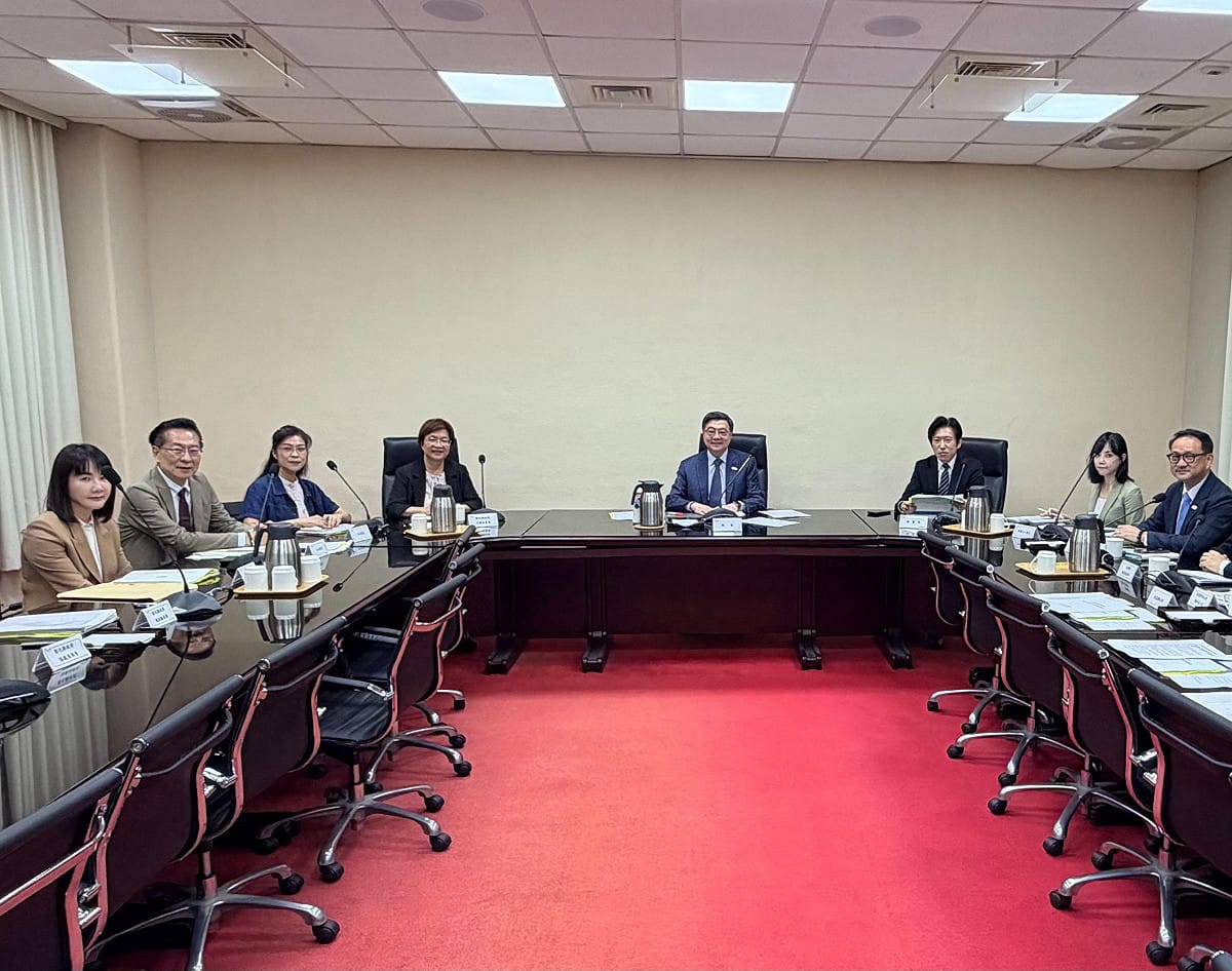 彰化縣長王惠美今（10）天下午與在地立委共同拜會行政院長卓榮泰。 圖：行政院提供