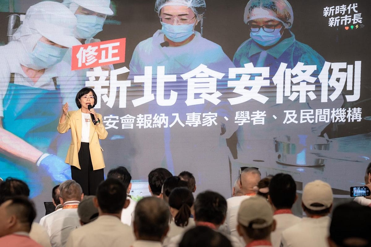 針對許多民眾關心的食品安全，蘇巧慧主張比照行政院食品安全會報，修正《新北市食品安全衛生管理自治條例》。 圖：蘇巧慧競總提供