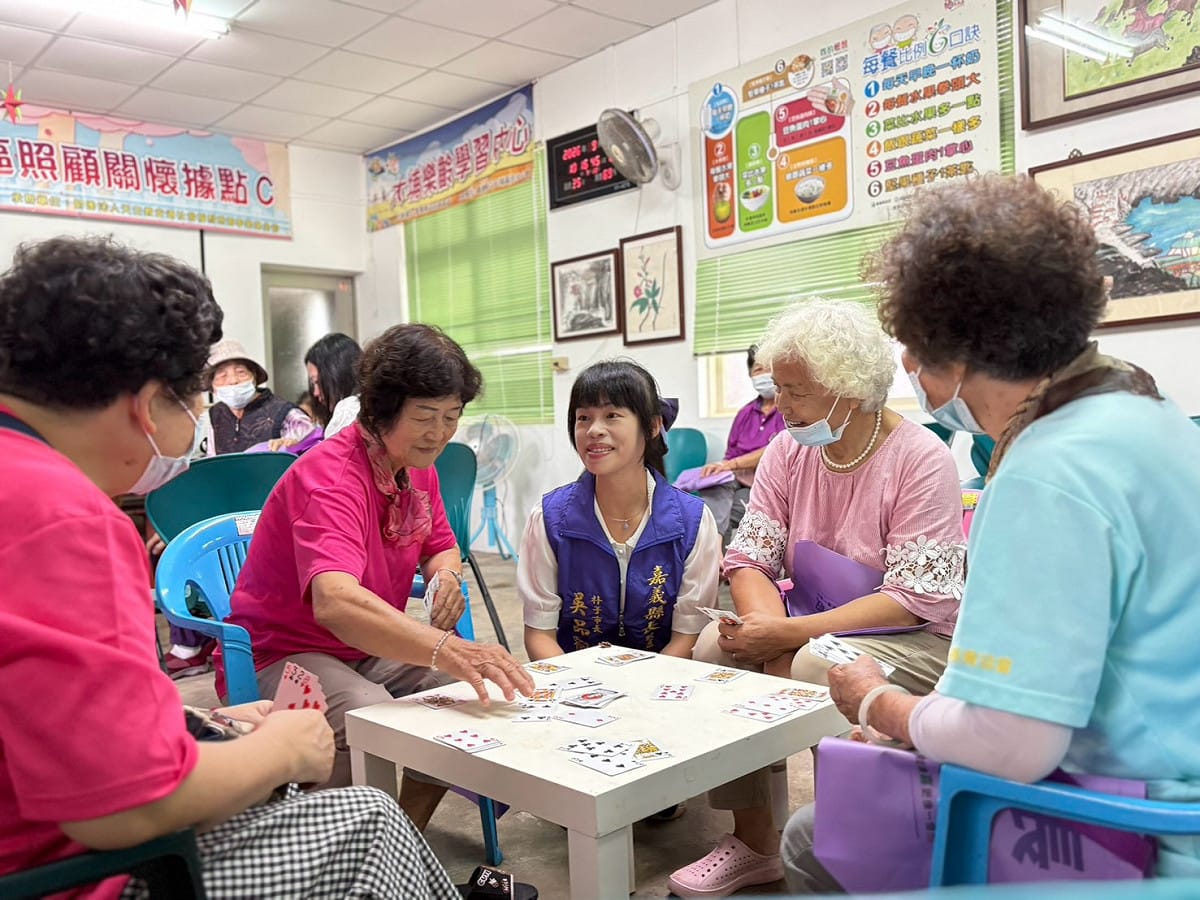 為了替長輩解決最實際的生活難題，吳品叡提出「敬老三好」政見。 圖：吳品叡競總/提供