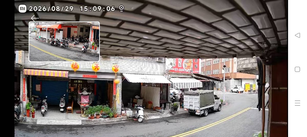 蔡女住家前經常有貨車逆向違停卸貨。 圖：民眾提供