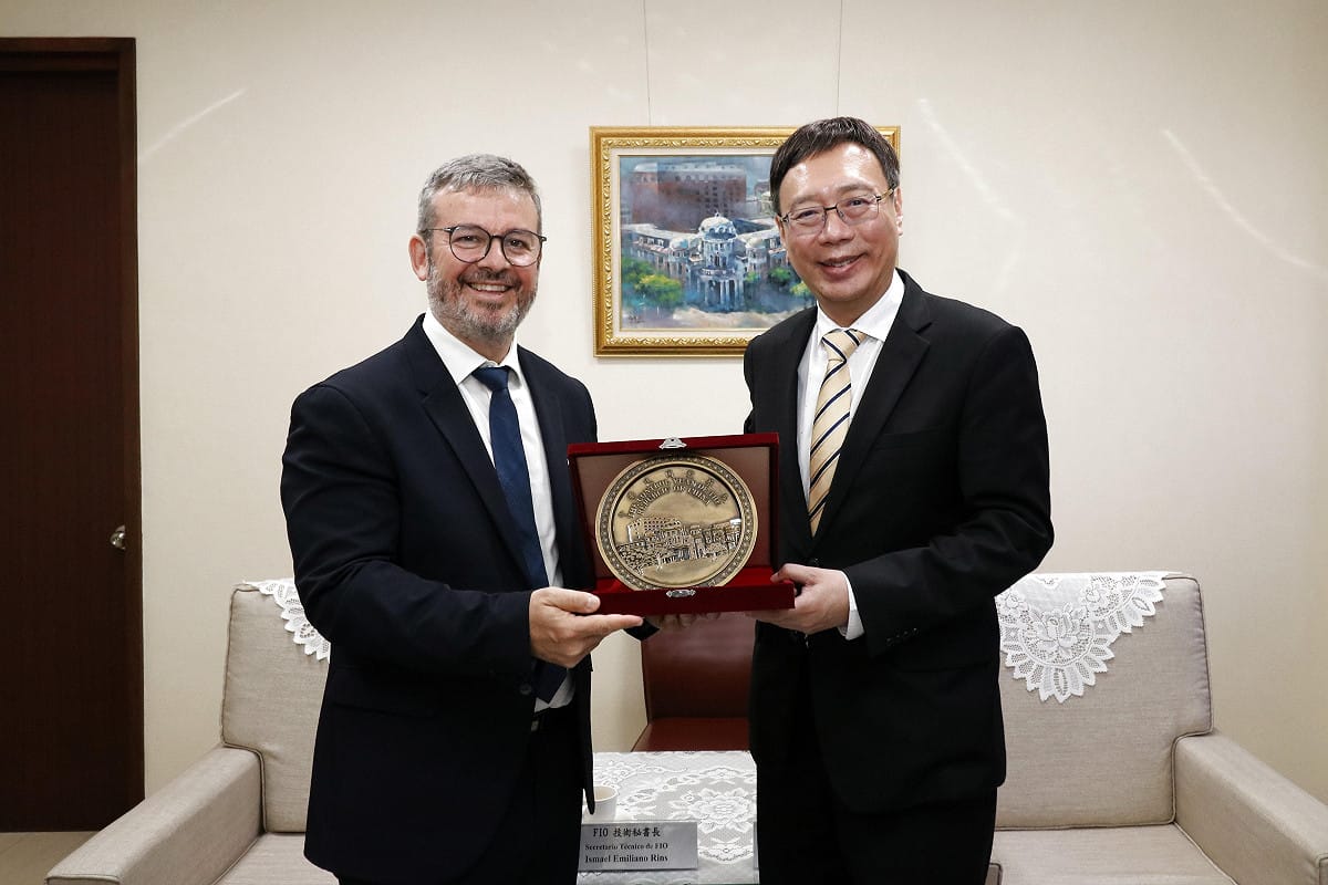 FIO技術秘書長Ismael Emiliano Rins拜會監察院秘書長黃適卓 圖：監察院提供